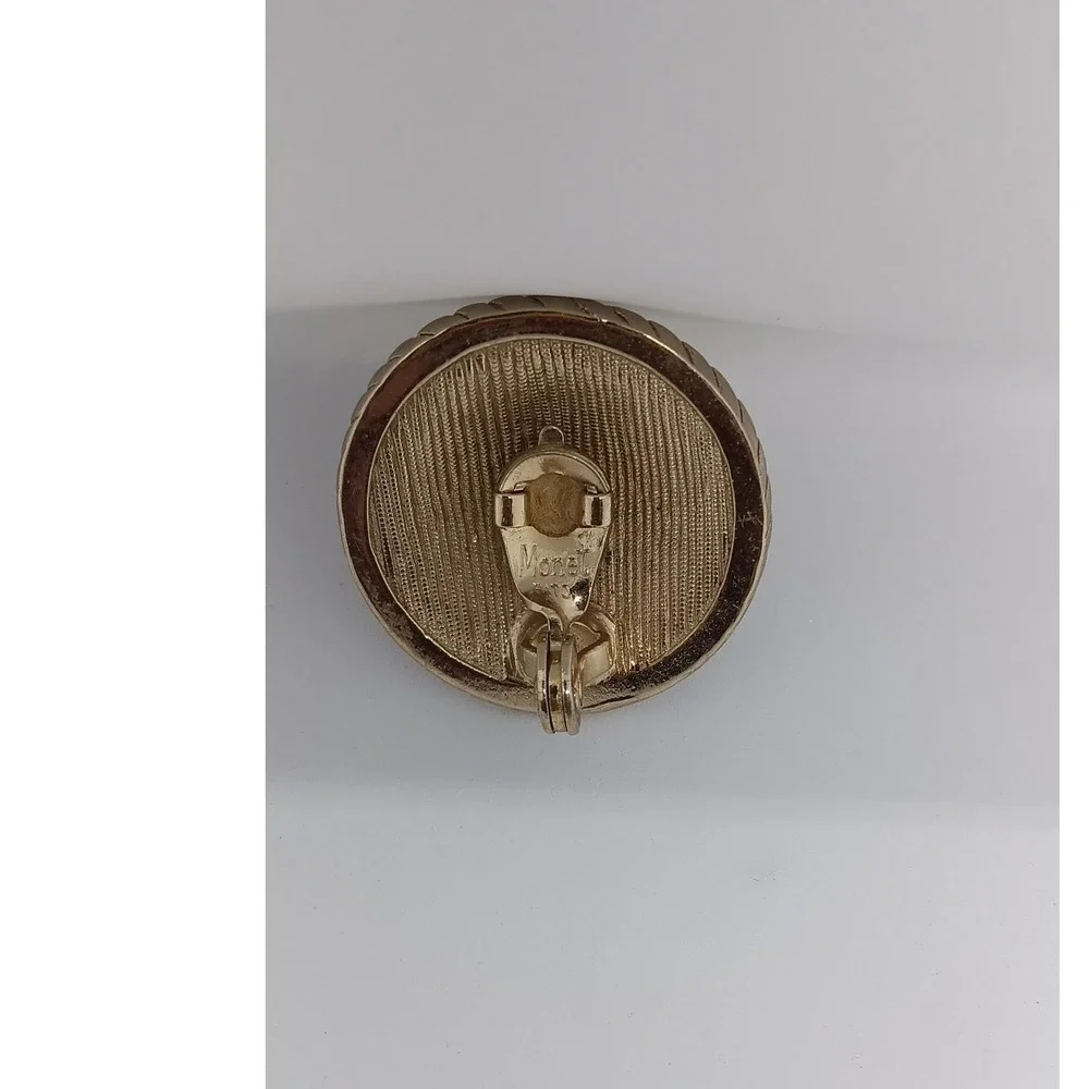 Monet Womens Grooved Gold Tone Round Clip On Earrings Vintage Button Style #20